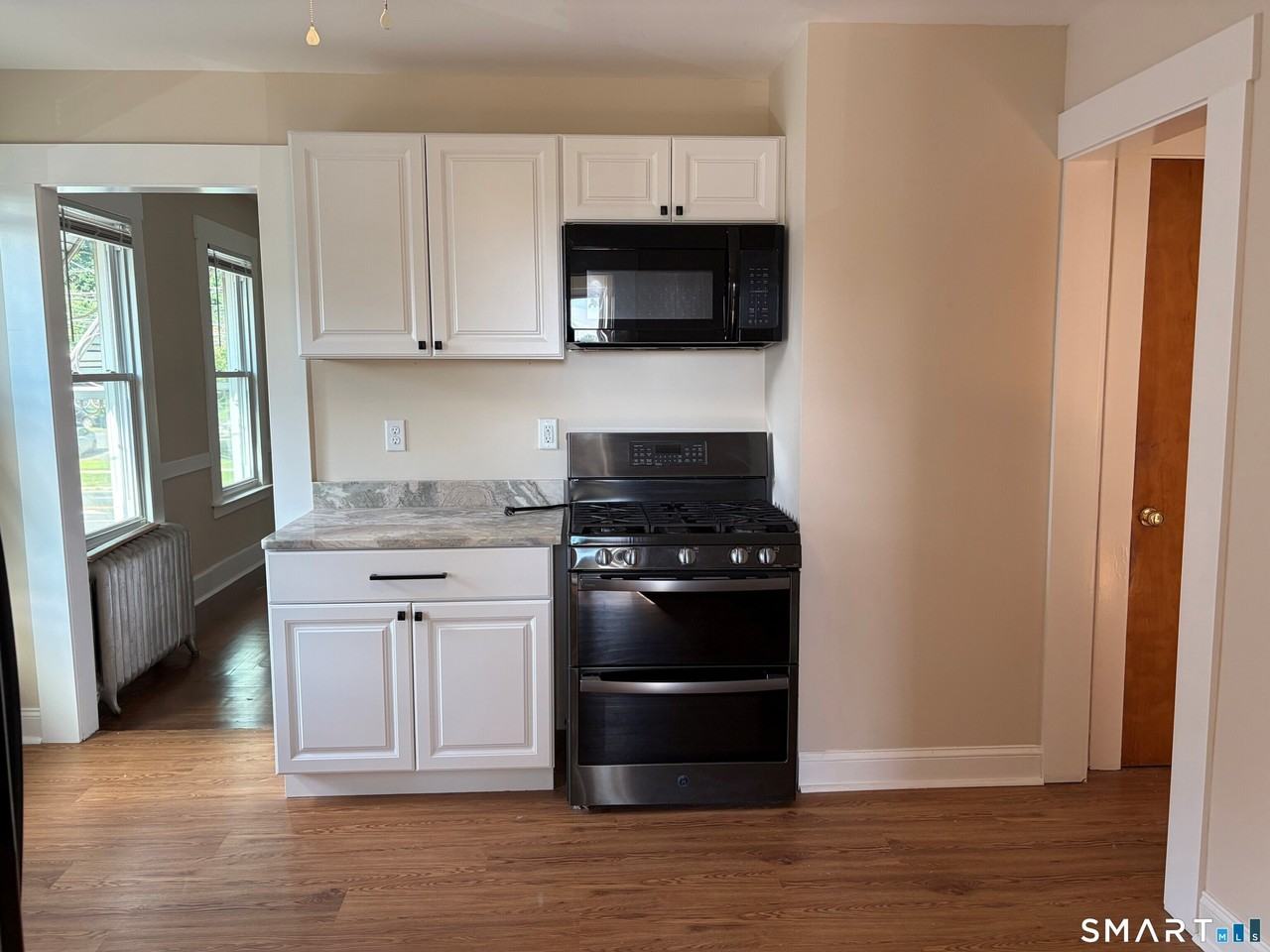 1769 Dixwell Ave - Photo 4 of 17