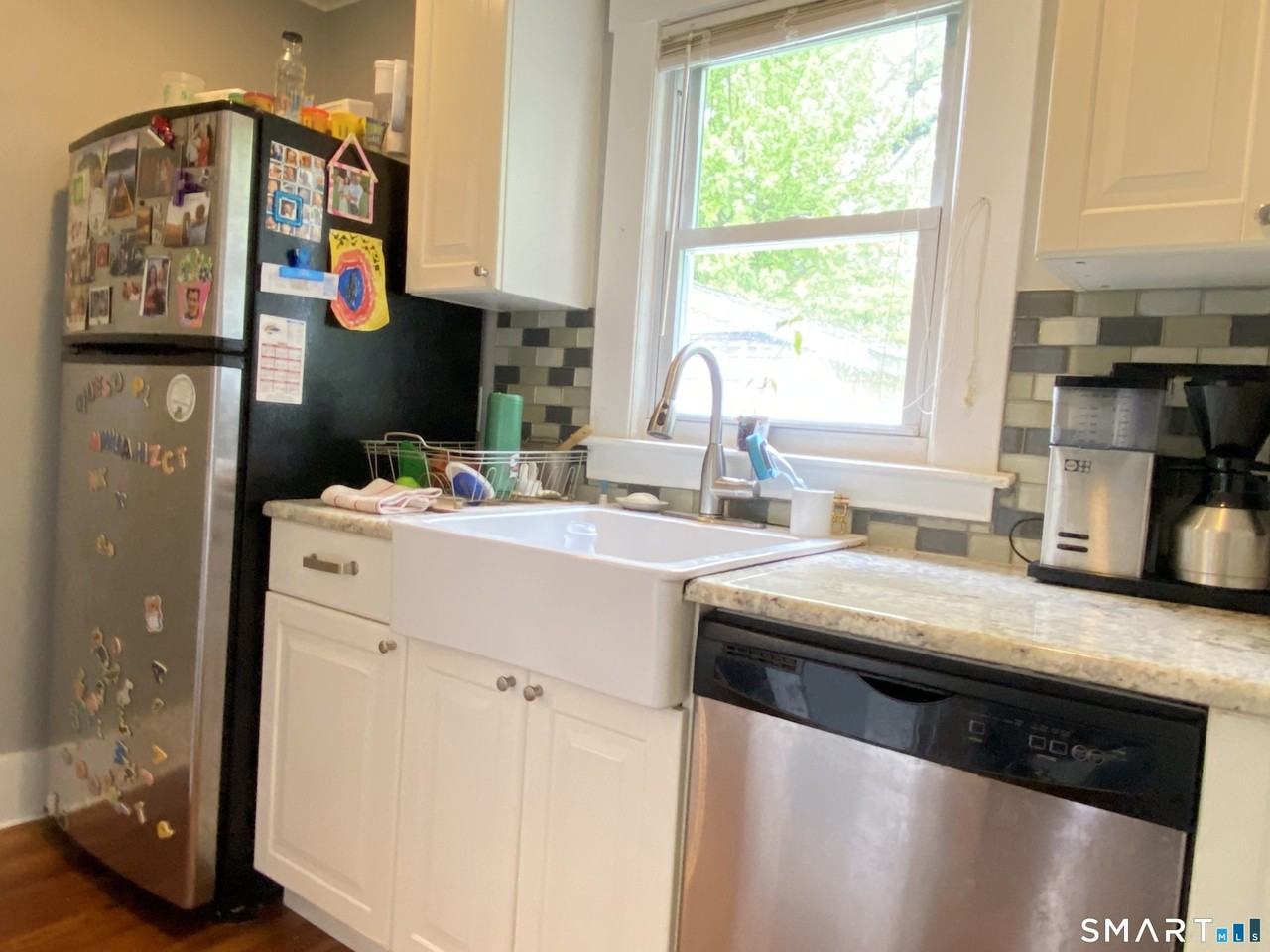 64 Ford St - Photo 7 of 18