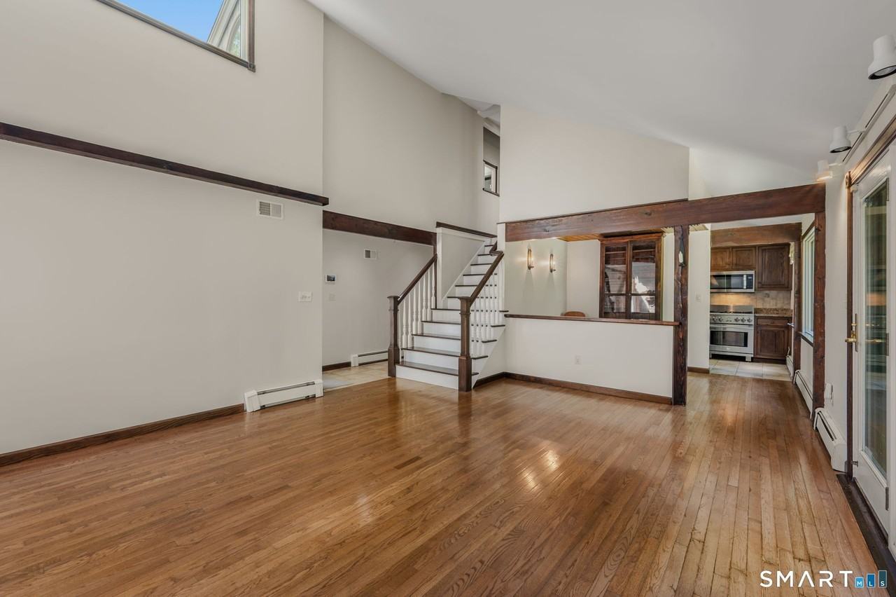 82 Sill Ln - Photo 7 of 40