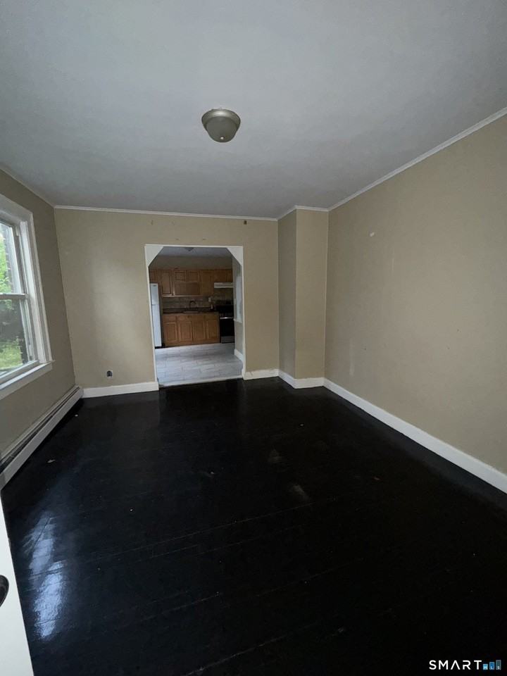 89 Hurlburt St #1 - Photo 4 of 12