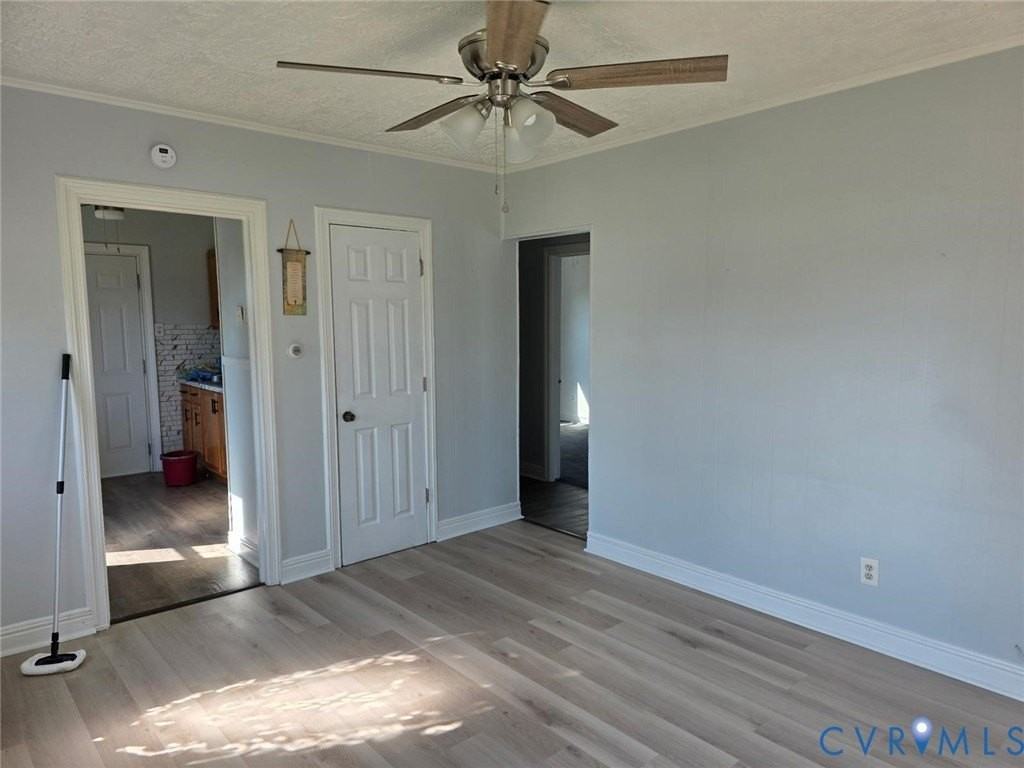 1820 St Claire Ln - Photo 4 of 15