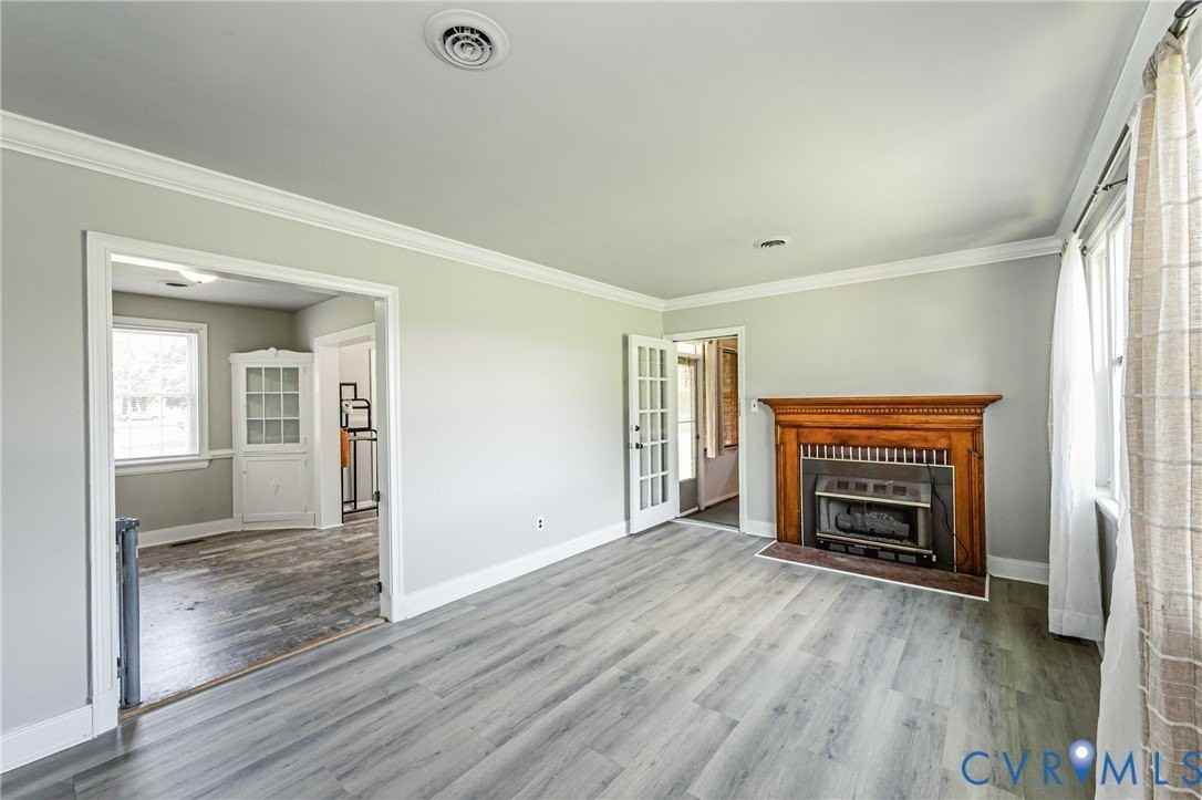 4271 Glasgow Rd - Photo 4 of 35