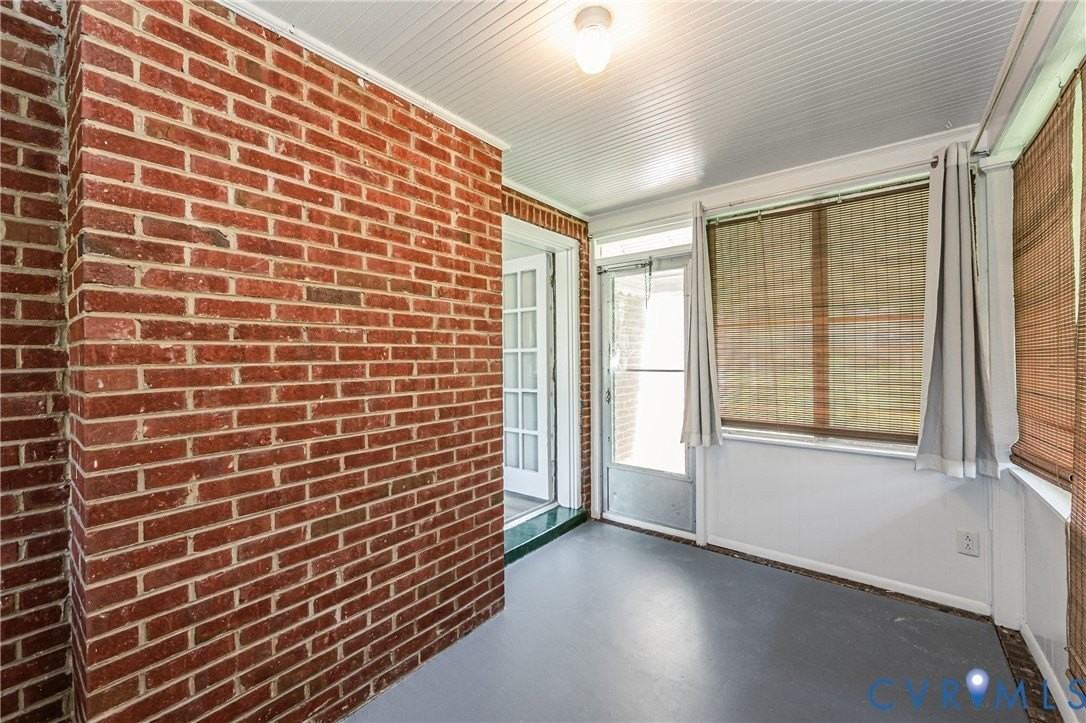 4271 Glasgow Rd - Photo 7 of 35