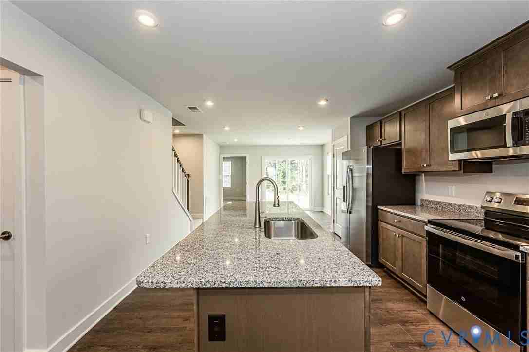 410 Bright Lemon Ct - Photo 7 of 29