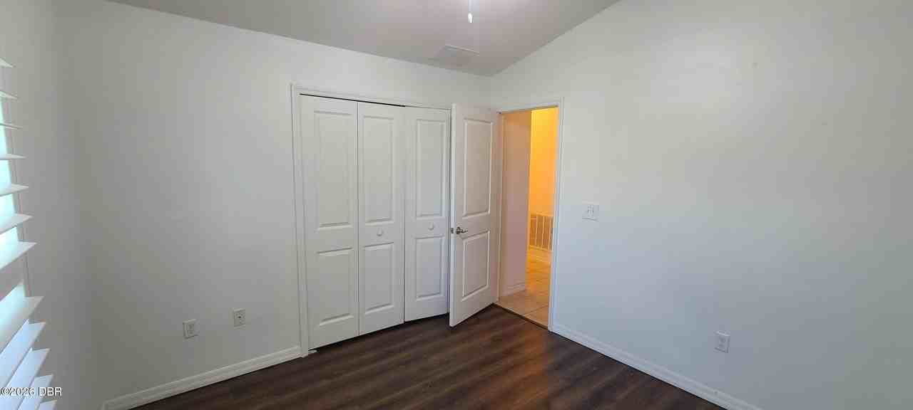 1789 Creekwater Blvd - Photo 7 of 33