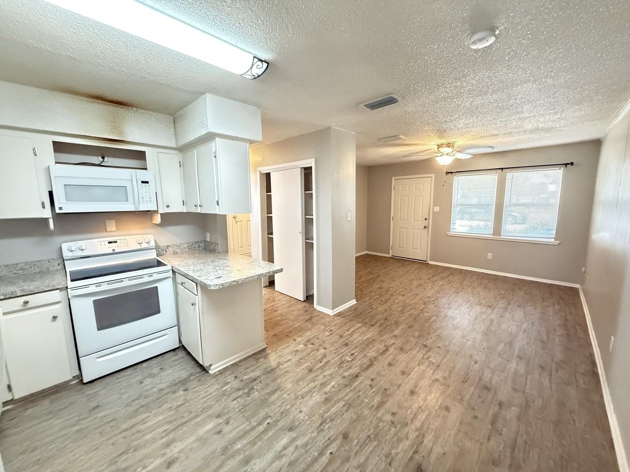 116A Montrose Dr - Photo 6 of 17