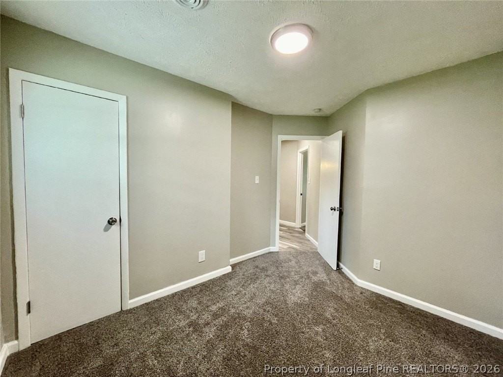 6405 Lorell Ct - Photo 4 of 16