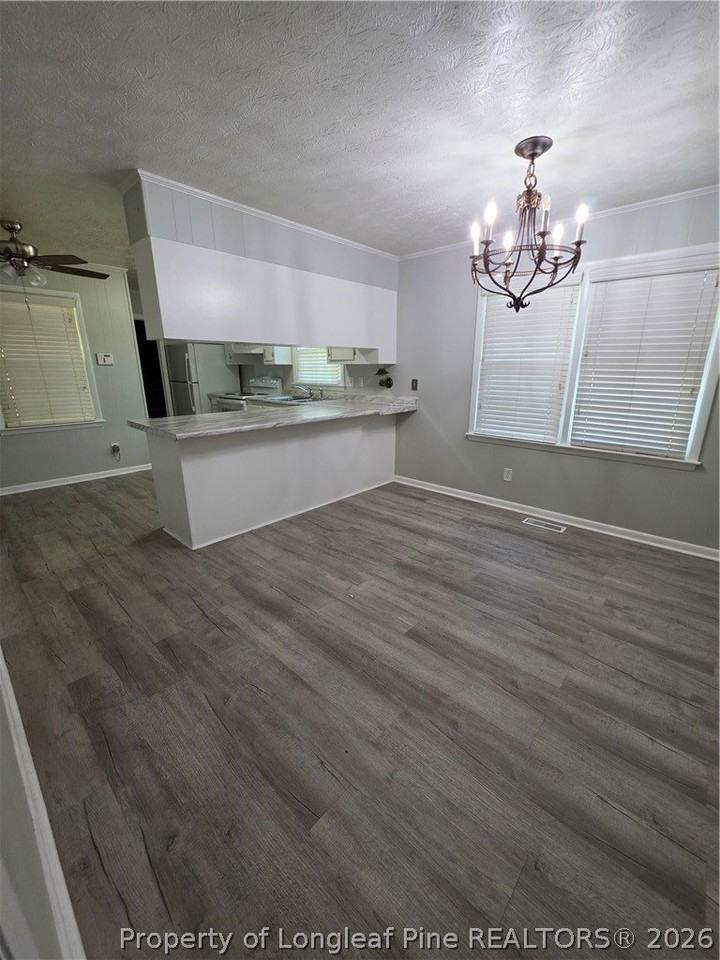 112 Chloe Dr - Photo 7 of 40