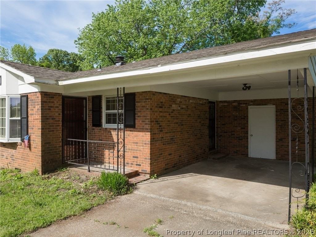 504 Alleghany Rd - Photo 4 of 19