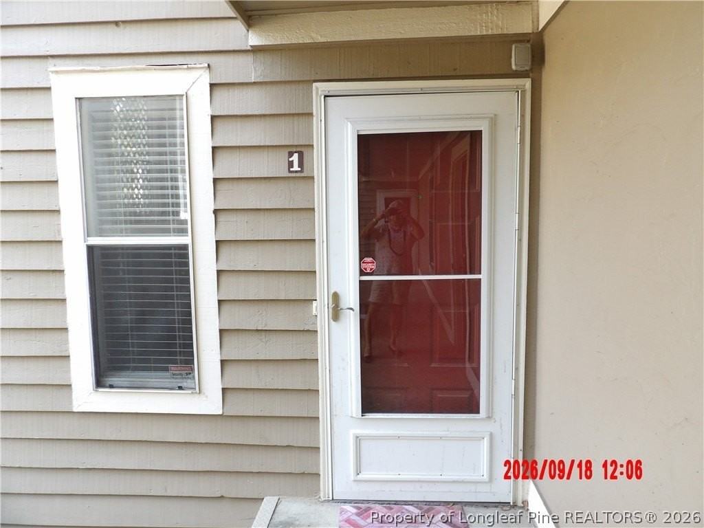 1022 Wood Creek Dr Apt 1 - Photo 2 of 16
