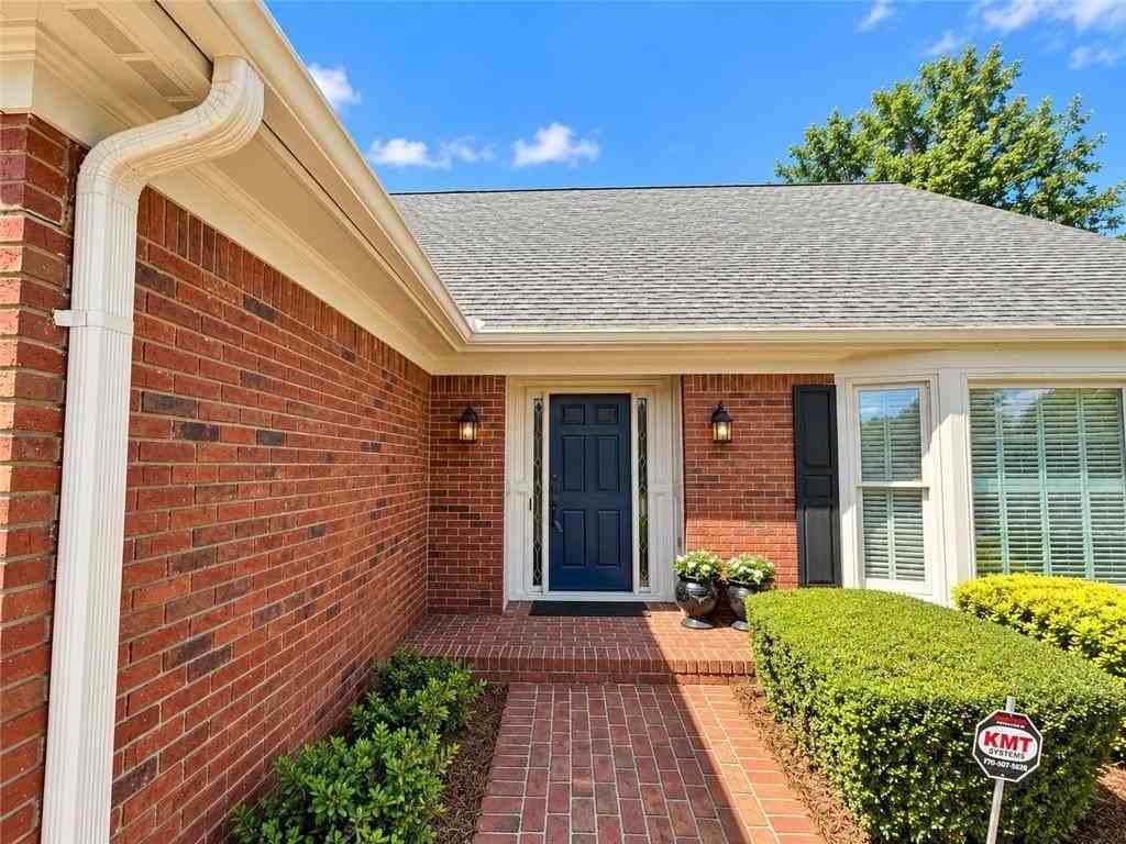 1826 Hermitage Pl - Photo 2 of 35