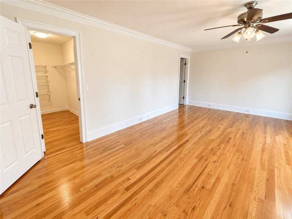 1826 Hermitage Pl - Photo 6 of 35