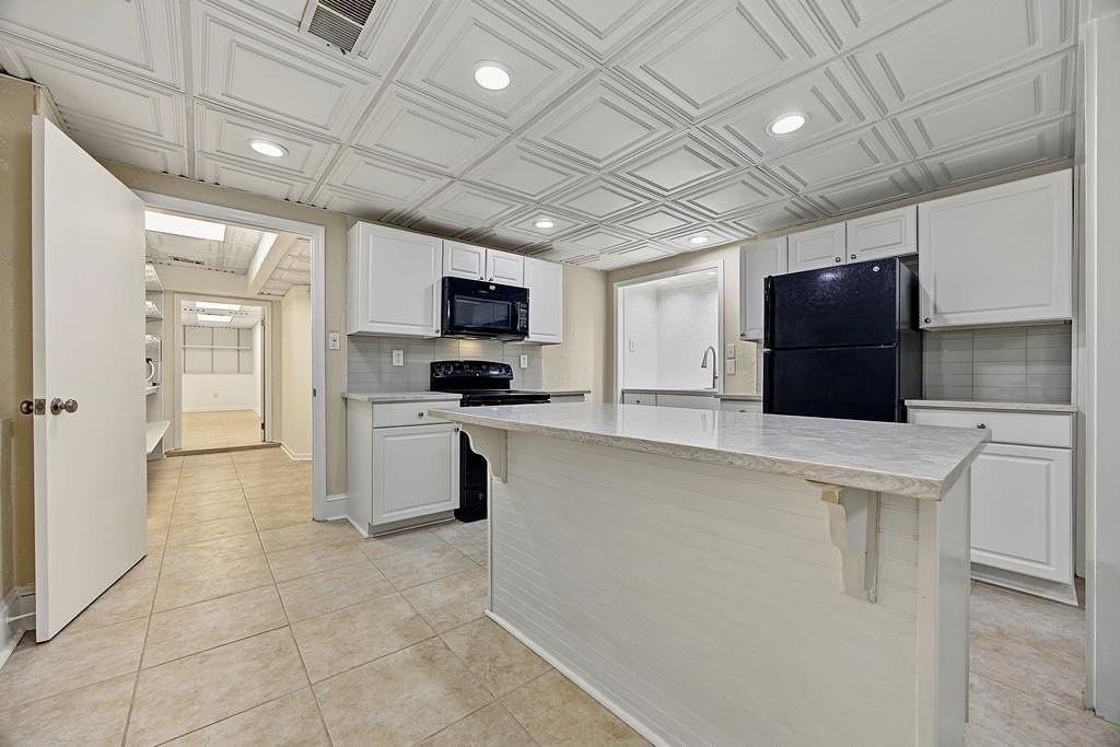 2132 Dunwoody Gln - Photo 5 of 33
