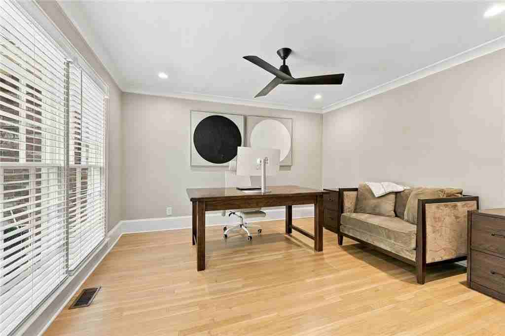 5179 Meadowlake Dr - Photo 5 of 29