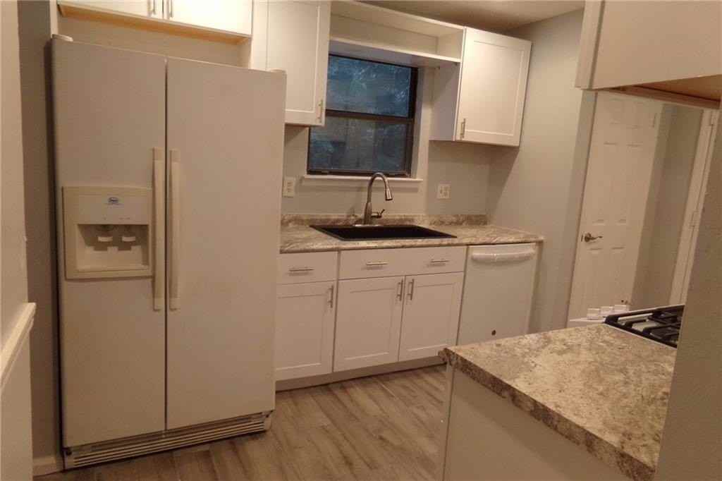 2571 Park Rd Se - Photo 4 of 49