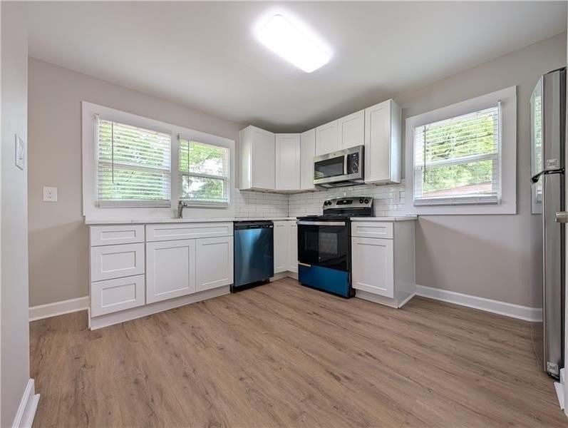 1377 Pine Ave - Photo 6 of 22