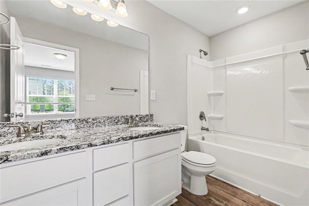 319 Ashigan St #A - Photo 5 of 39