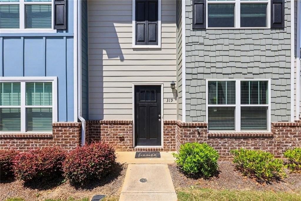 319 Ashigan St #A - Photo 7 of 39