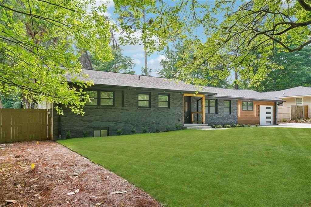 5170 Chamblee Dunwoody Rd - Photo 3 of 44