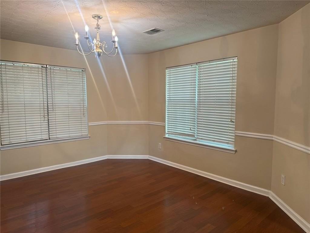 3229 Diamond Blf - Photo 5 of 15