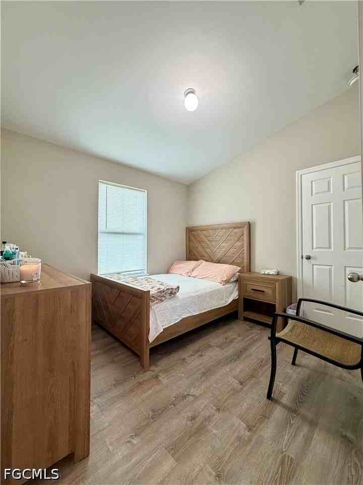 354 Mangonia Ave - Photo 6 of 19