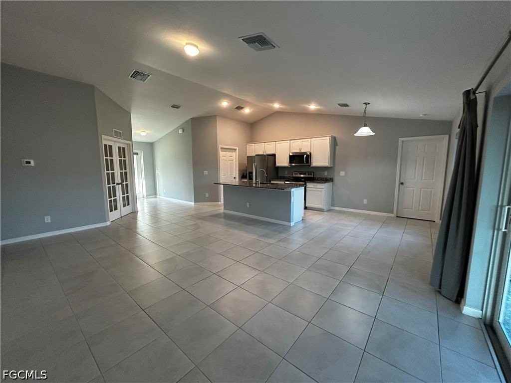 1011 Nw 22nd Ter - Photo 4 of 27