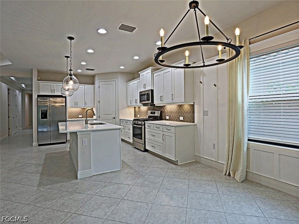7652 Cypress Walk Dr - Photo 3 of 18