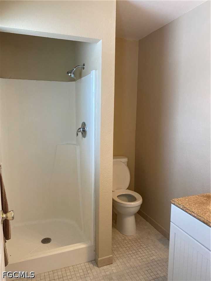 3616 Mccomb Ln - Photo 7 of 8