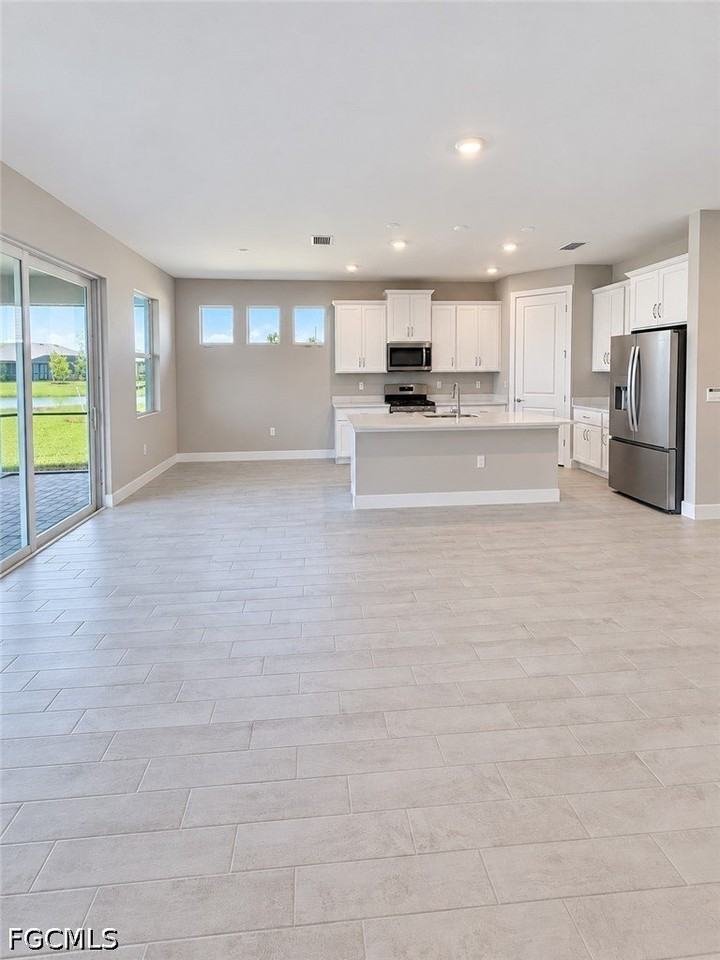 44643 Plumeria St - Photo 5 of 25