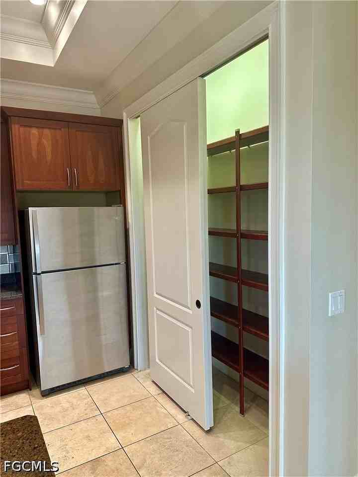 1625 Se 46th St #5B - Photo 5 of 12
