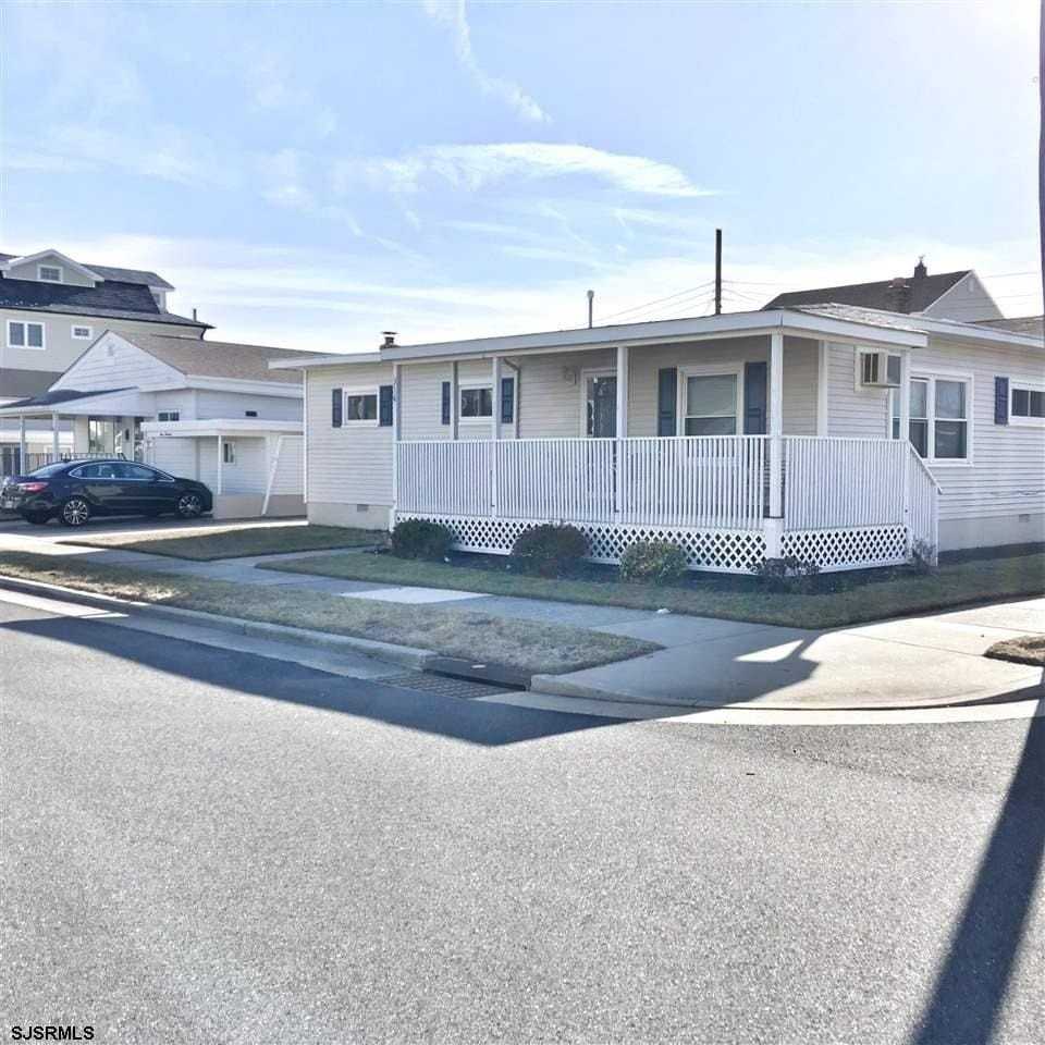316 N Vendome Ave - Photo 2 of 17