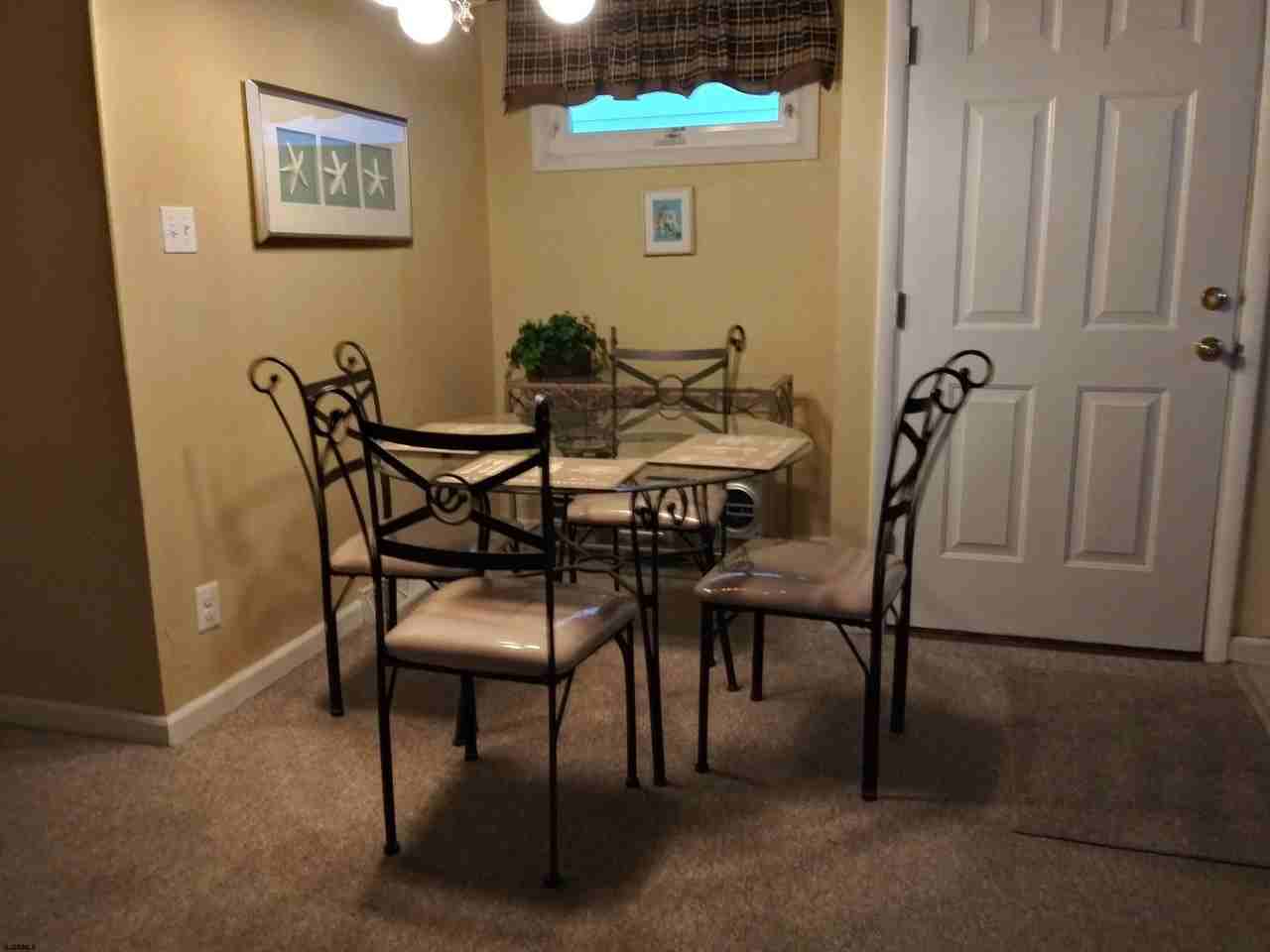 316 N Vendome Ave - Photo 4 of 17