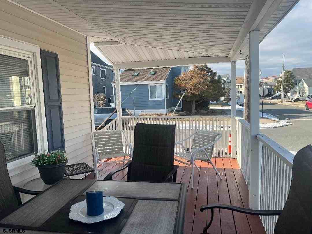 316 N Vendome Ave - Photo 7 of 17