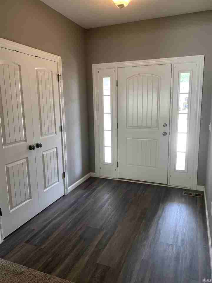 15463 Canyon Bay Run - Photo 4 of 17