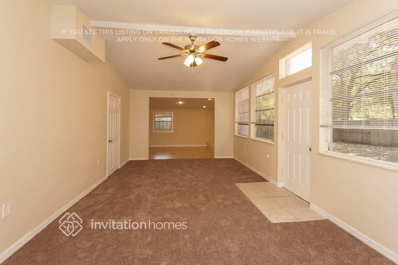 3450 Dover St - Photo 3 of 18