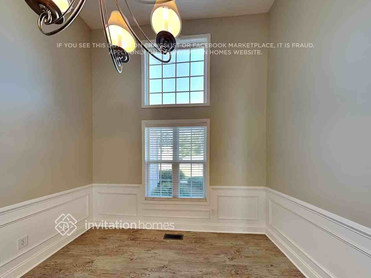 8295 Mossybrook Ln - Photo 7 of 20