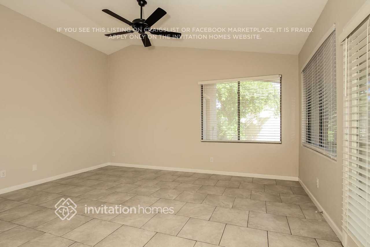 375 N 167th Dr - Photo 2 of 16