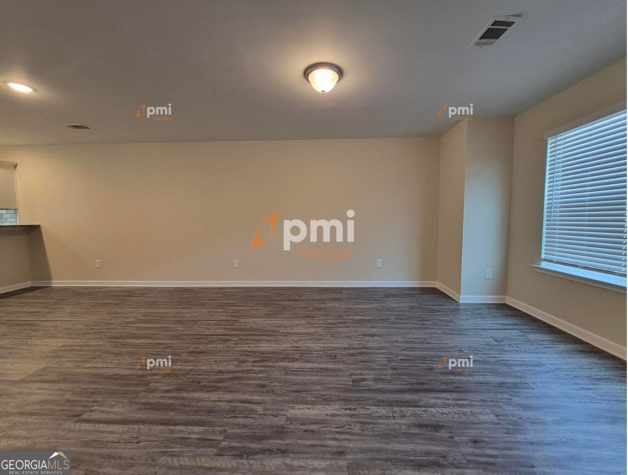 4438 Pinscher St - Photo 4 of 13