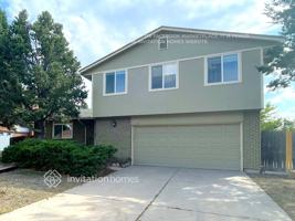 featured image of 16524 E Floyd Ave
