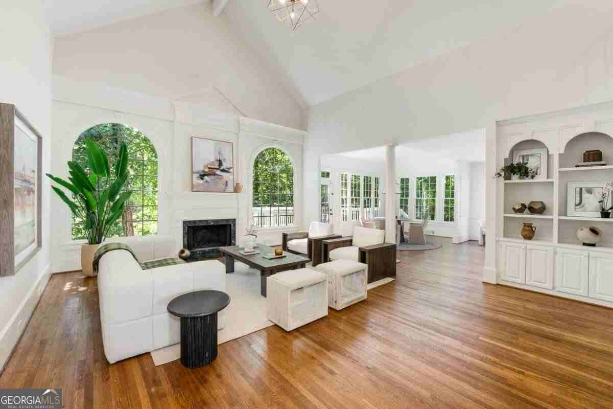 5135 Falcon Chase Ln - Photo 7 of 50