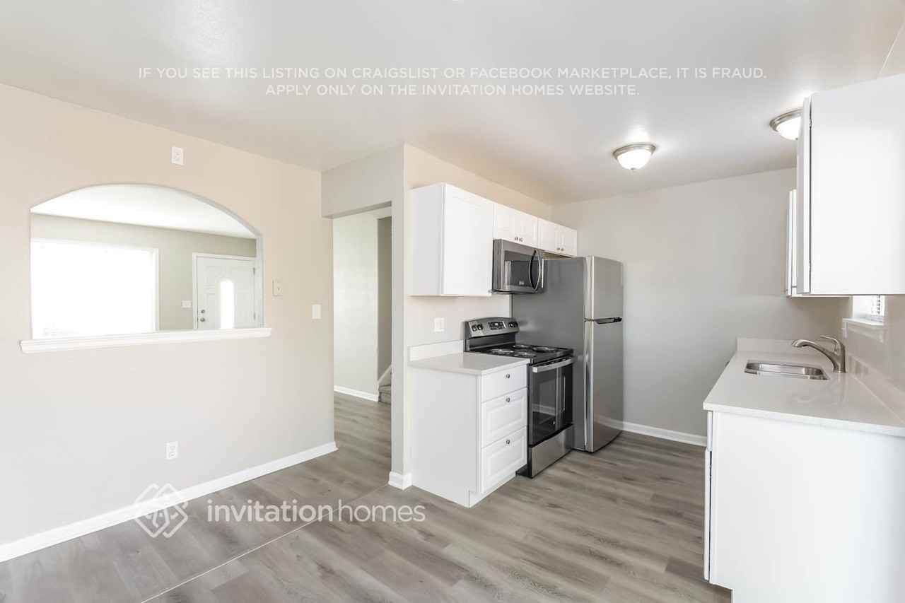 3535 E 123rd Ave - Photo 5 of 15