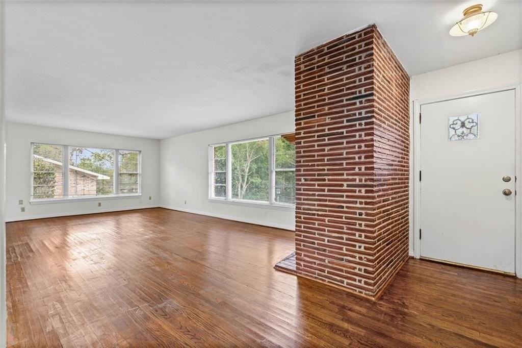282 Jackson Blvd - Photo 2 of 21