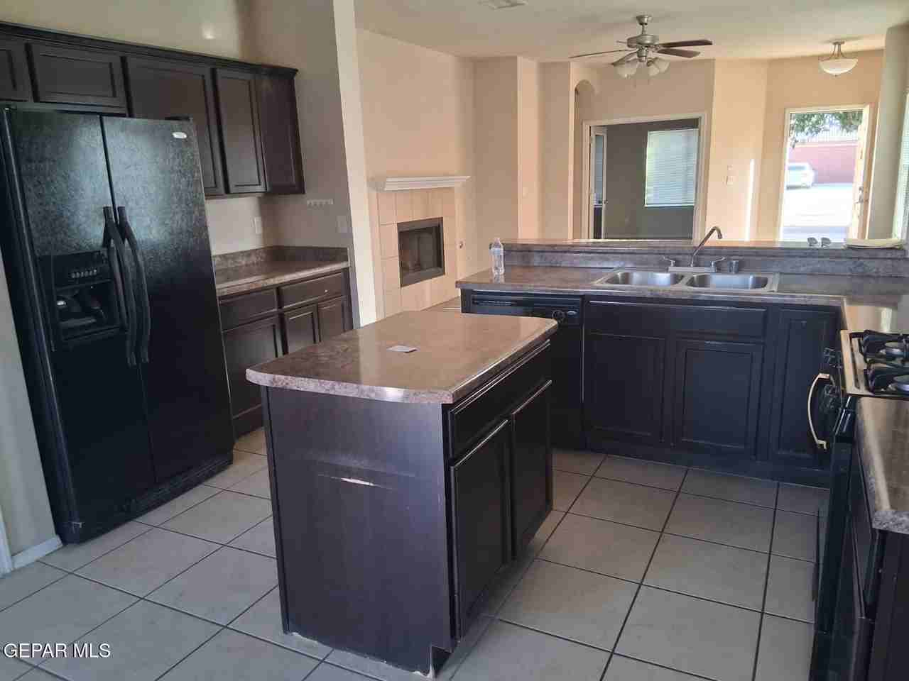 613 Valley Plum Ave - Photo 5 of 21