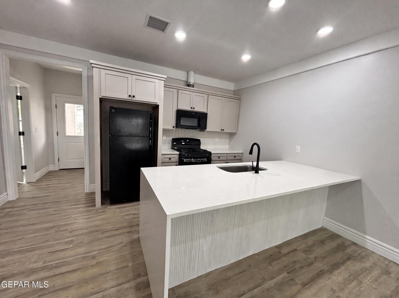 10371 Manzana Rd #A - Photo 3 of 24