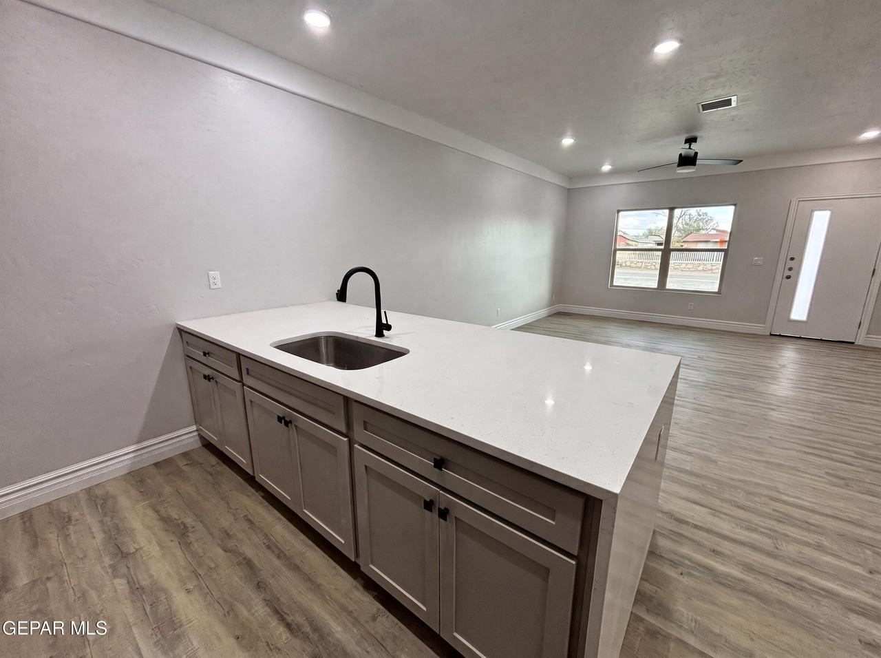 10371 Manzana Rd #A - Photo 5 of 24