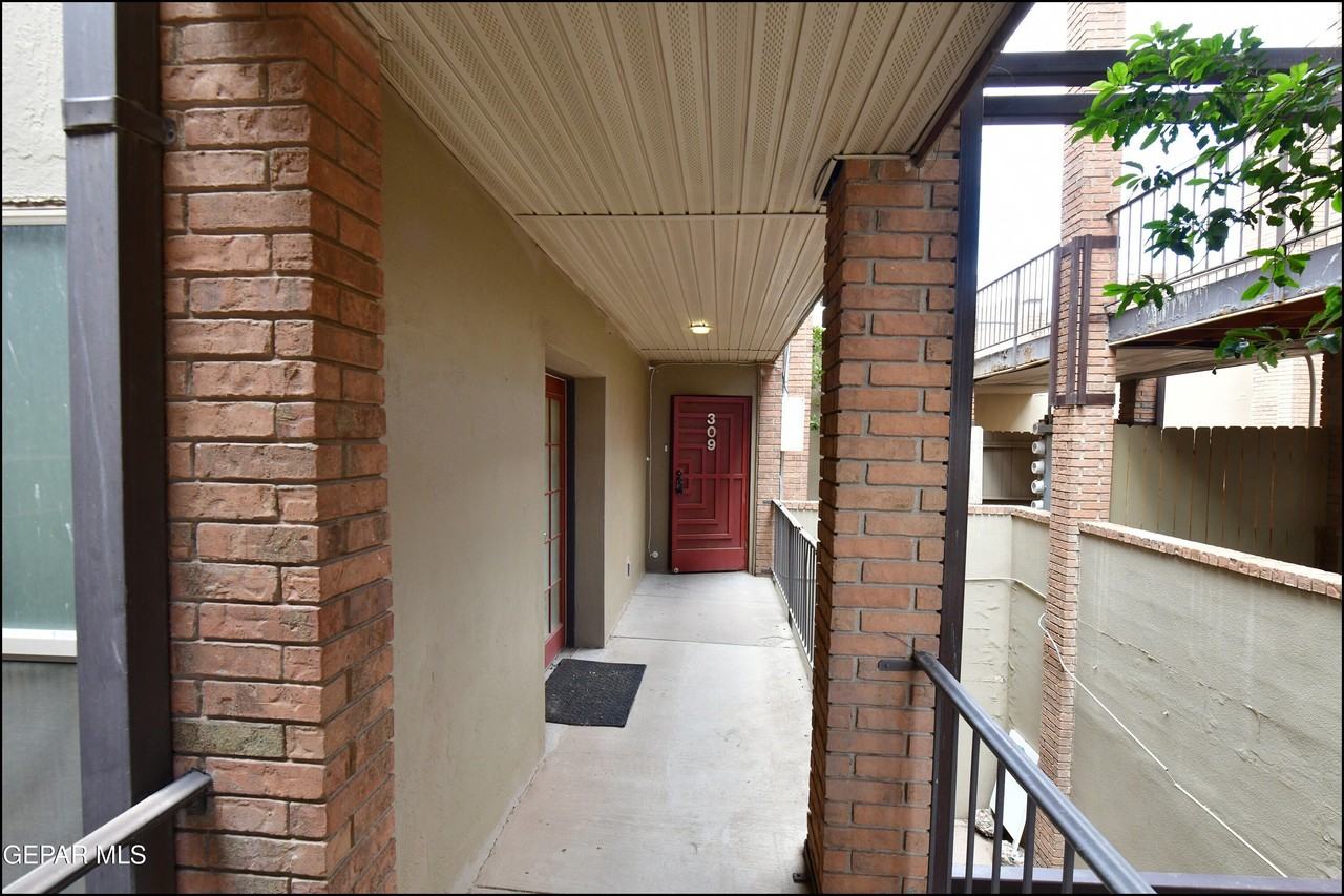 4433 N Stanton St #309H - Photo 2 of 29