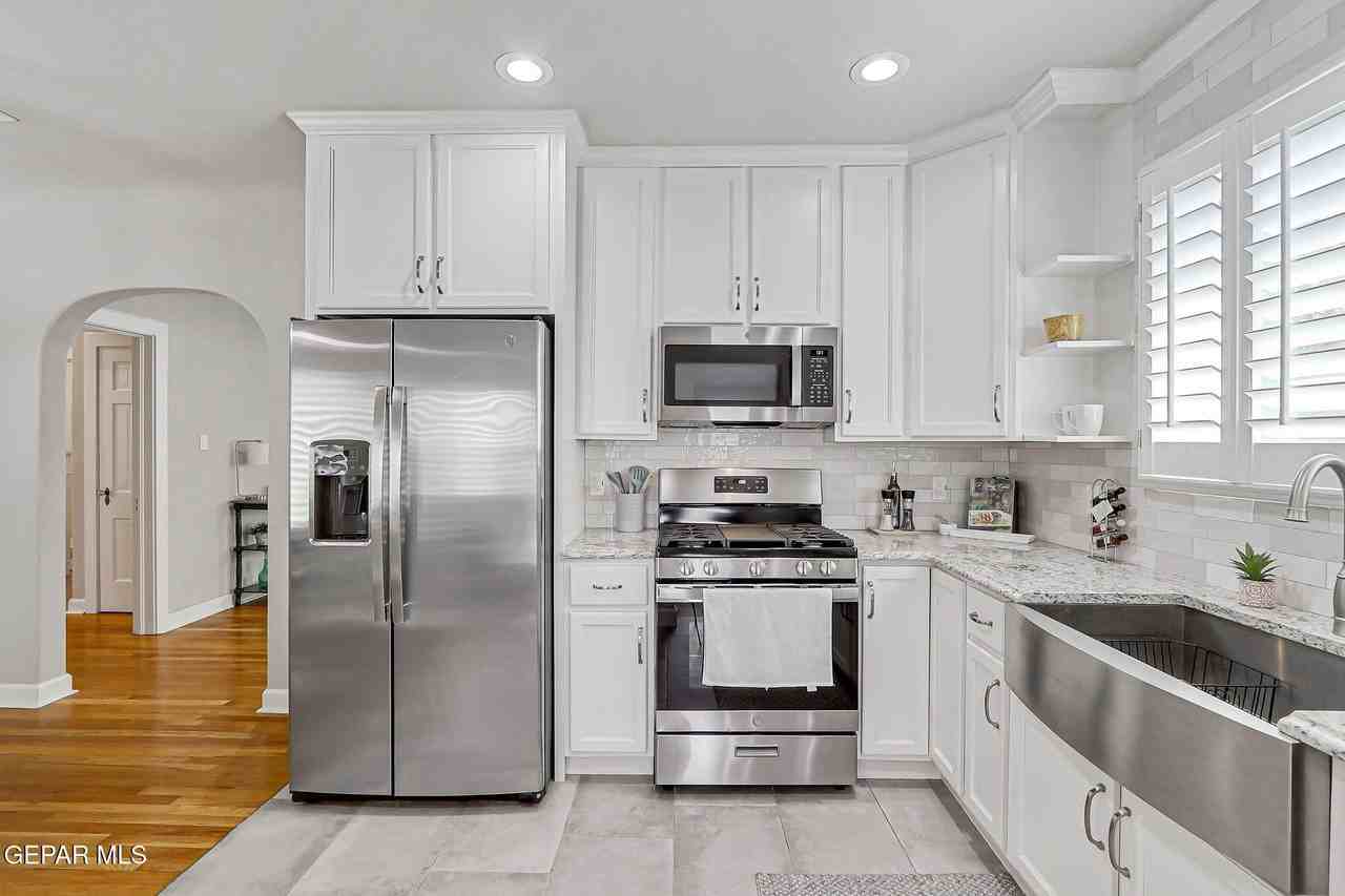 3511 Murray Pl - Photo 6 of 26
