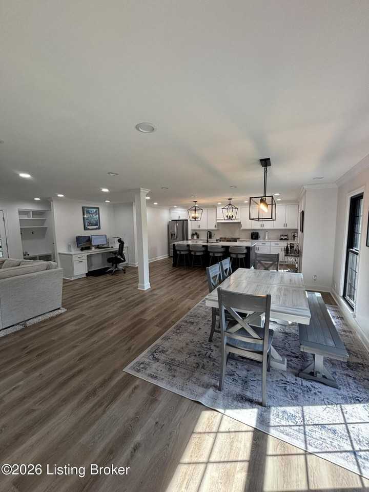 10911 Falkirk Rd - Photo 2 of 27