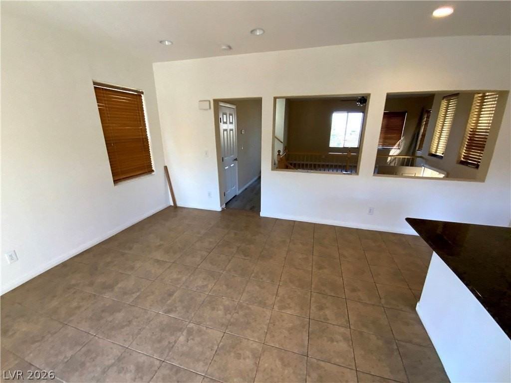 1182 Enzo Ave - Photo 5 of 20