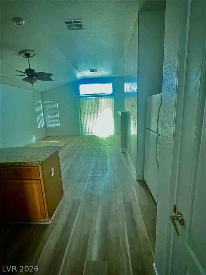 5461 Zone Ave - Photo 4 of 15